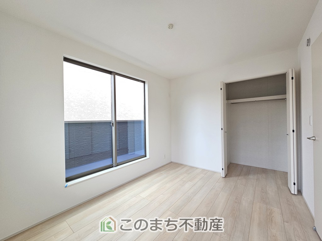 ハートフルタウン宇都宮市簗瀬3丁目1229番の洋室|大切なプライベート空間は、趣味に合わせて使って頂けるようシンプルに仕上げてあります。