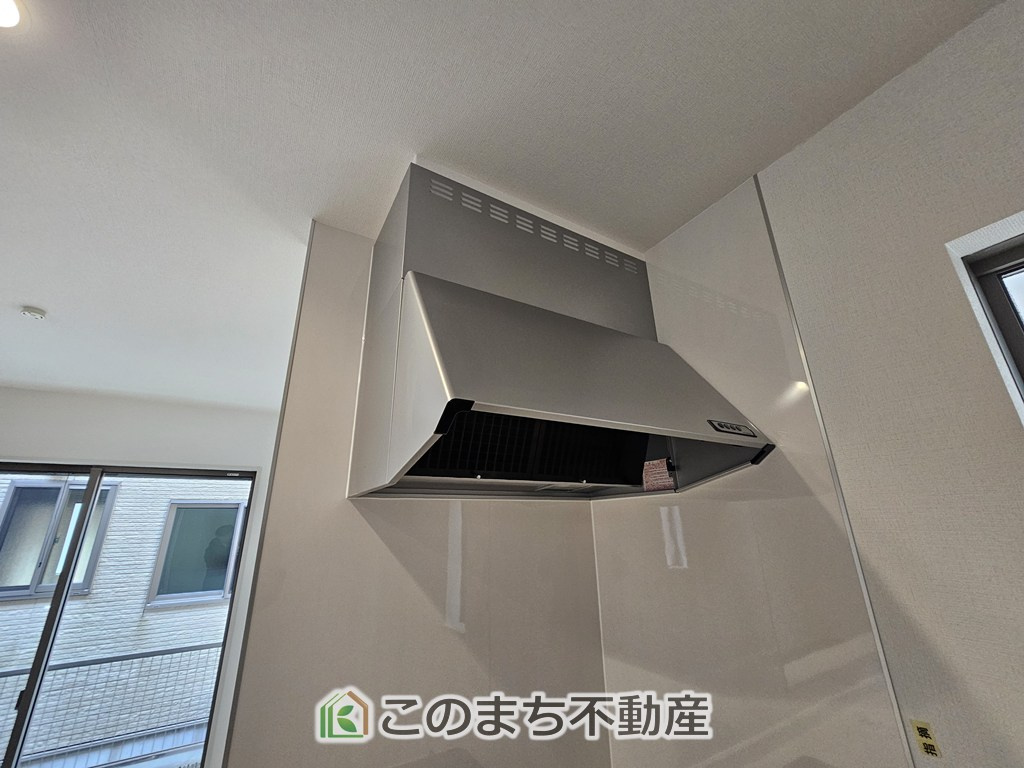 ハートフルタウン宇都宮市簗瀬3丁目1229番のキッチン|お料理の匂いもスッキリ♪シンプルデザインで掃除も簡単‼