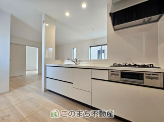 【キッチン】 | ハートフルタウン宇都宮市簗瀬3丁目1229番　A号棟 | 人気の対面式キッチン☆料理をしながらご家族とコミュニケーションが取れます♪