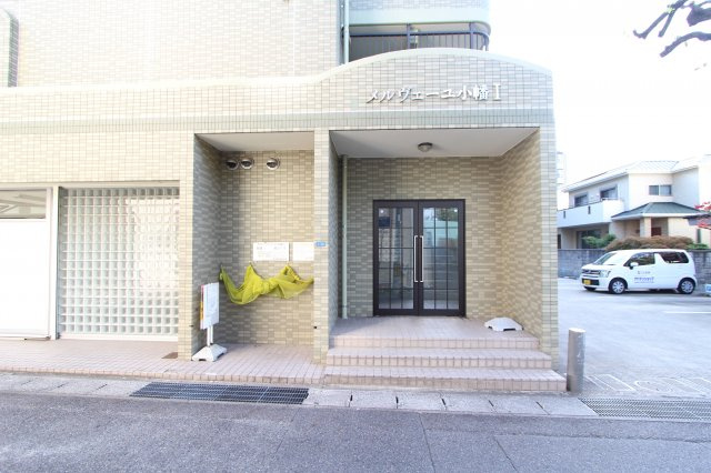 メルヴェーユ小幡Ⅰのエントランス