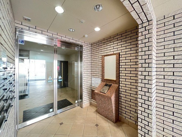 ぽぽろ比治山のロビー