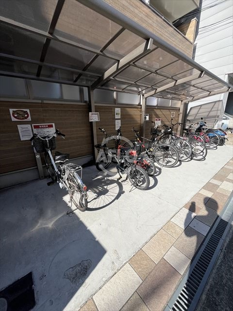 クリエオーレ舎利寺のその他共用部分|クリエオーレ舎利寺　駐輪場