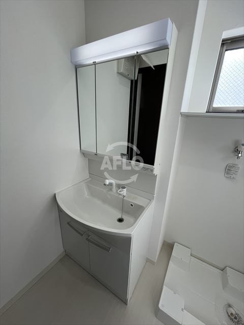 クリエオーレ舎利寺の洗面所|クリエオーレ舎利寺　独立洗面台