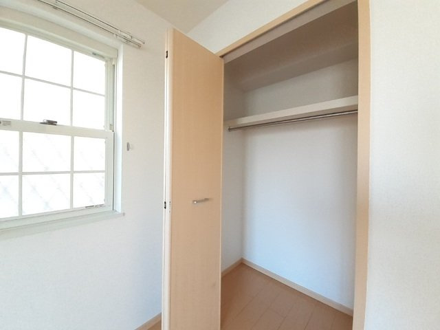 リモーネ楠の収納|小物を収納するのに便利です