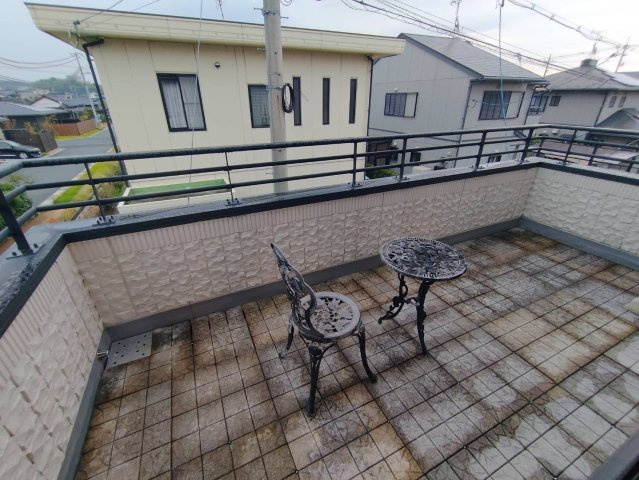 【バルコニー】 | 2階のルーフバルコニーです。
