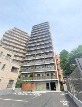 【外観】 | ザ・パークハビオ新中野 | 鉄筋コンクリート造のがっちりとした建物。