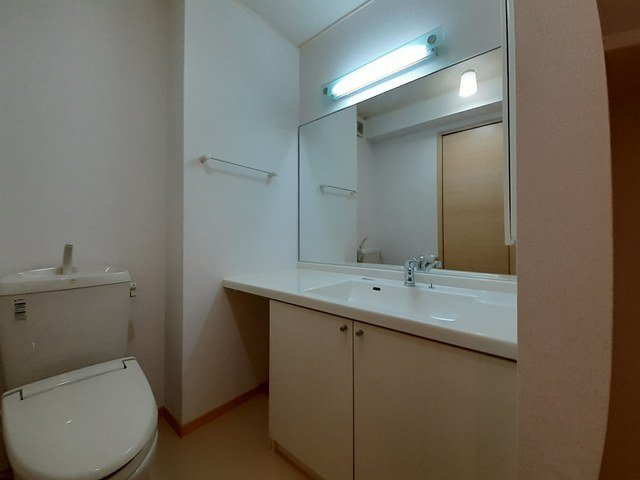 アリアスⅠの洗面所|広い洗面スペース