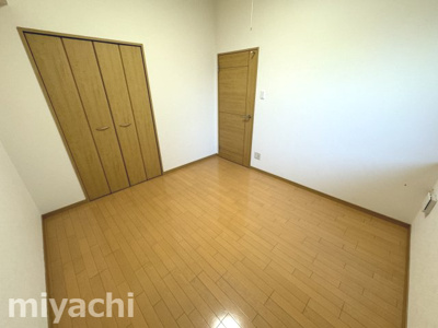 【洋室】 | エスポワール