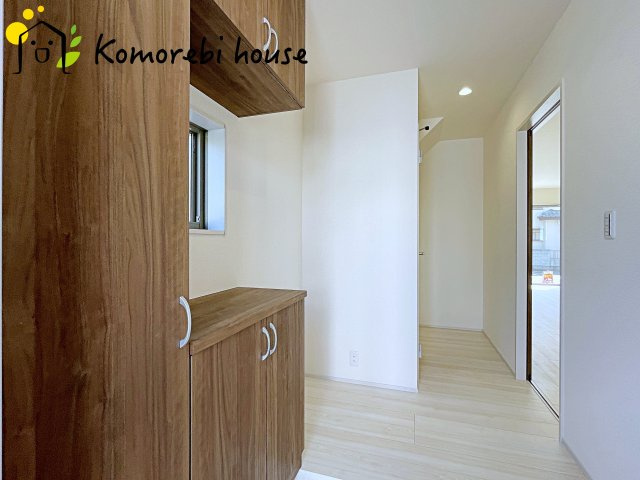 上尾市小敷谷第2　新築一戸建て　リーブルガーデン　10の玄関|26.3.14撮影済み