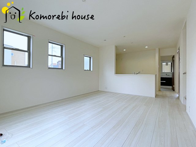 上尾市小敷谷第2　新築一戸建て　リーブルガーデン　10の居間・リビング|26.3.6撮影済み