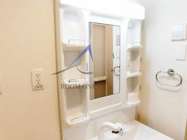 クリンゲル　バウム　カーの洗面所|洗面台です。