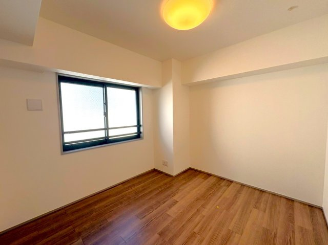 ２０２５年８月フルリフォーム済◆広々リビングの３ＬＤＫ◆ペット飼育可◆ザ・京都レジデンス御所南の洋室|洋室（６帖）