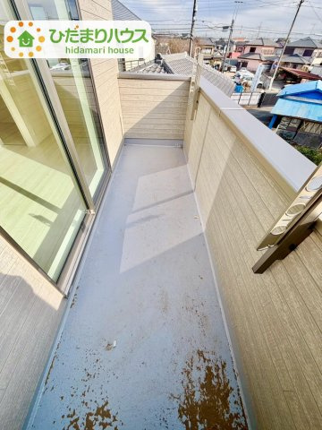 野田市清水619番1　新築戸建　C号棟のバルコニー|広々としたバルコニー。お洗濯物もぜーんぶ干せちゃいます！！							
