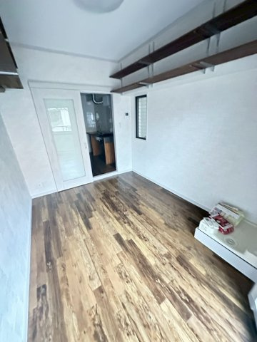 サングレイス西新町の居間・リビング|ゆったりとした居間です