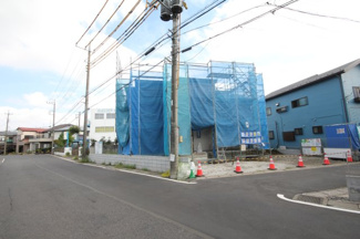 【前面道路含む現地写真】