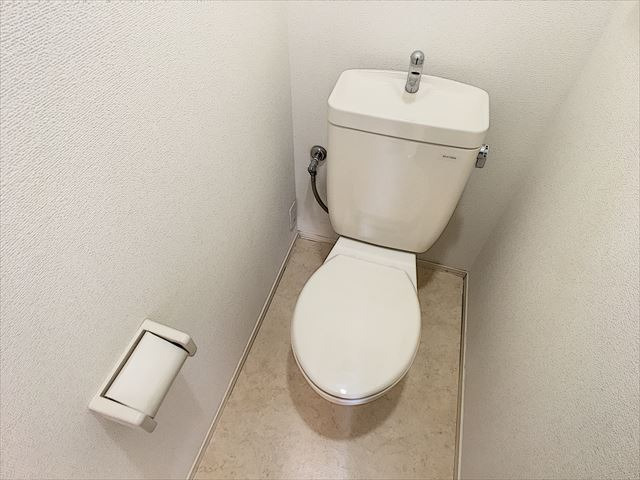 ヘーベルメゾン野芥のトイレ