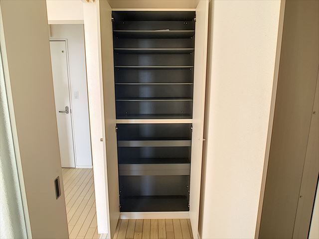 ヘーベルメゾン野芥の収納