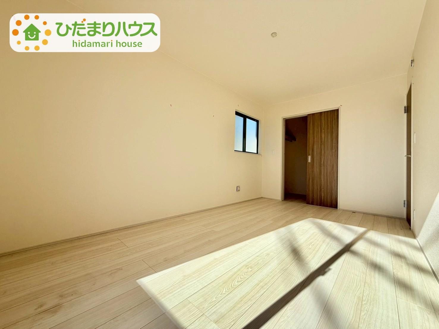 野田市清水619番1　新築戸建　D号棟の洋室|大きなベッドを置いても余裕の広さの主寝室♪♪					
