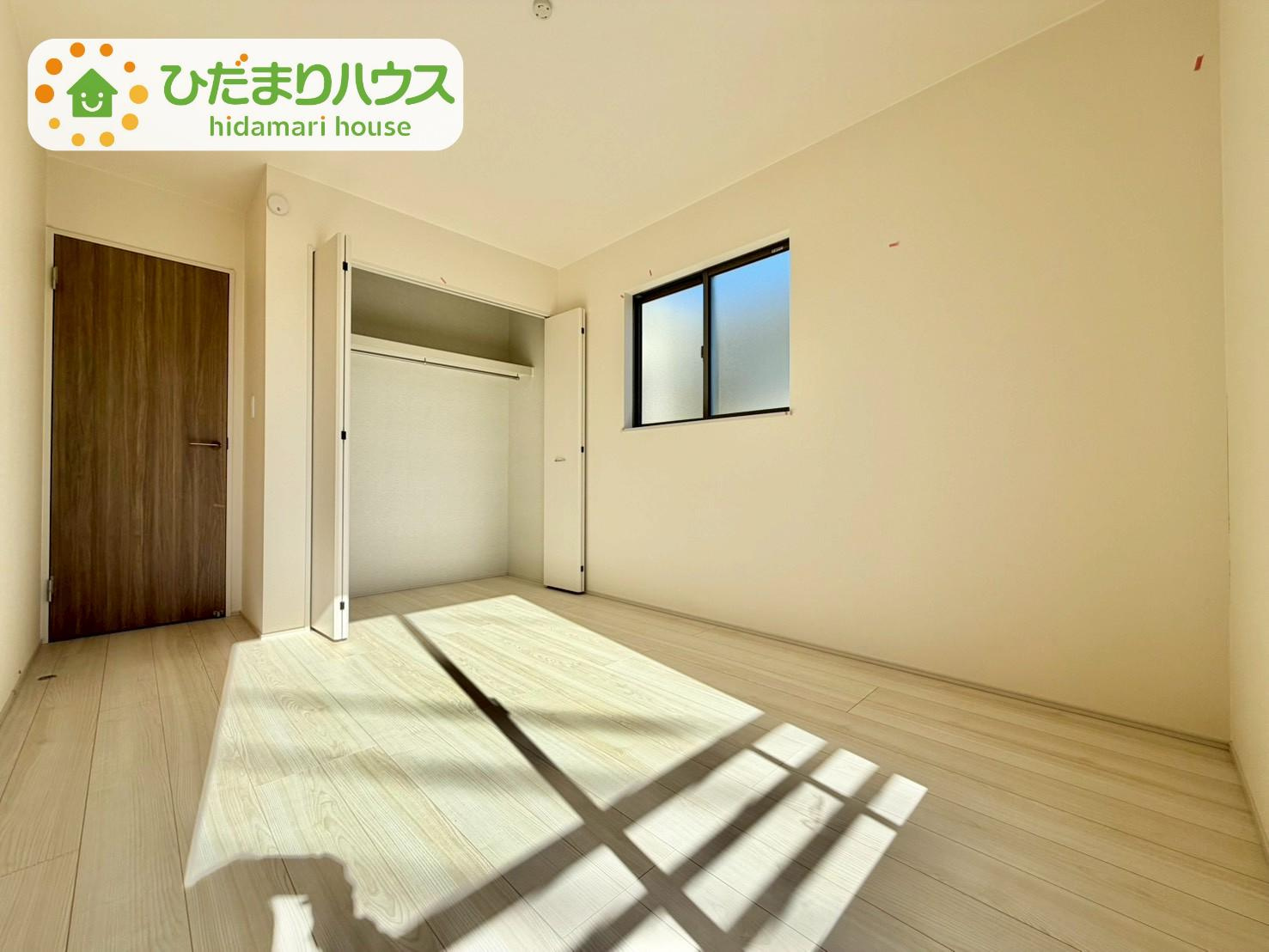 野田市清水619番1　新築戸建　D号棟の洋室|居室にゆとりが持てる大収納クローゼット付き♪						
