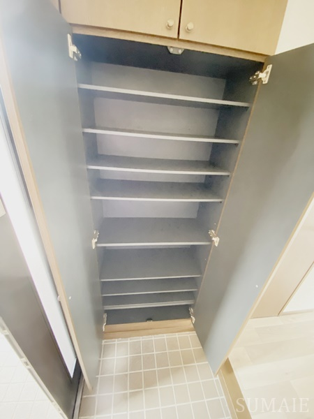 杉浦ビルの収納|シューズボックス☆