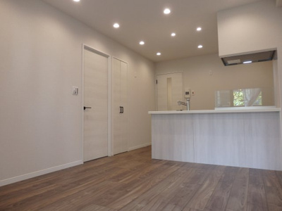 【居間・リビング】 | アゼリアコート