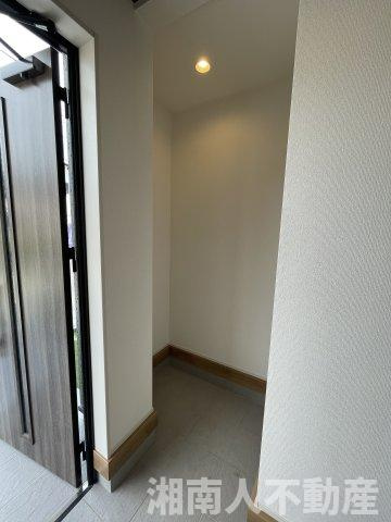 小田原市堀之内2期  新築戸建全7棟　1号棟の収納|小物を収納するのに便利です