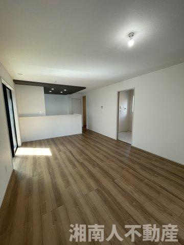 小田原市堀之内2期  新築戸建全7棟　1号棟の居間・リビング|使いやすいリビングです