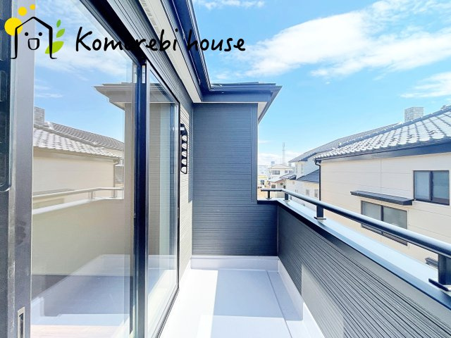 上尾市小敷谷第2　新築一戸建て　リーブルガーデン　11のバルコニー|落ち着いた時間を過ごせるバルコニーです