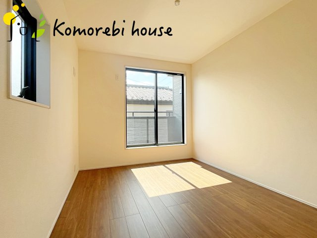 上尾市小敷谷第2　新築一戸建て　リーブルガーデン　11の洋室|落ち着いた色調の洋室です