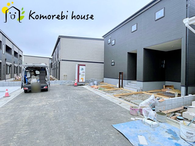 上尾市小敷谷第2　新築一戸建て　リーブルガーデン　11の前面道路含む現地写真|撮影：'25/12/04