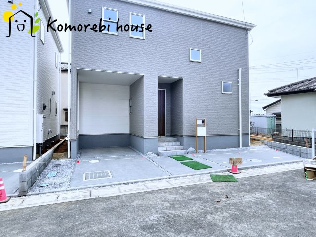 上尾市小敷谷　第2　新築一戸建て　リーブルガーデン　07の駐車場|車をお持ちの方に嬉しい駐車場付きの物件です