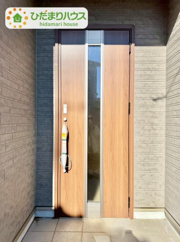 野田市清水619番1　新築戸建　E号棟の玄関|南向きで日当たり良好(^^♪				
