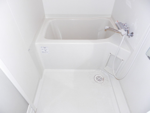 リバースマウンテン弐番館の浴室