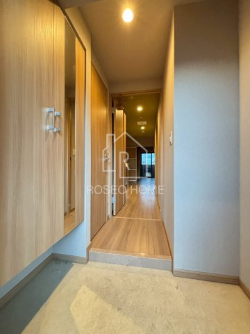 ＰＯＮＴＥ　ＣＩＥＬＯの玄関