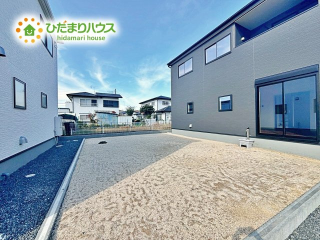 【庭】 | ひたちなか市稲田10期　新築戸建　3号棟 | 日当たりの良い広い庭。一戸建てならではの楽しさが広がります(*^-^*)友人や親せきが集まってＢＢＱをしたり、ペットと遊んだり。