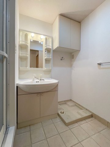 クレイドル室見B棟の洗面所