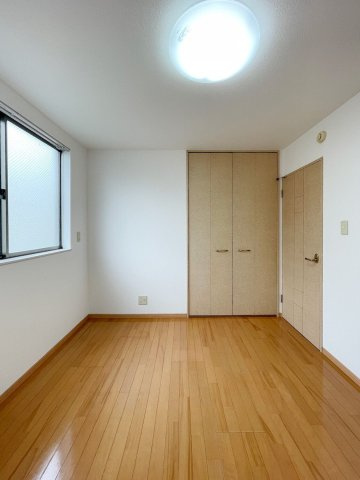 クレイドル室見B棟の居間・リビング