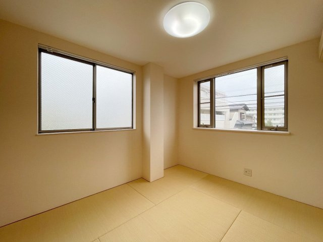 クレイドル室見B棟の居間・リビング