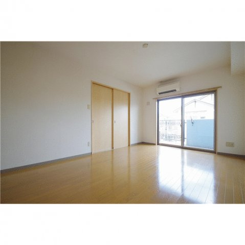 菊池郡菊陽町光の森２丁目の賃貸マンションの洋室