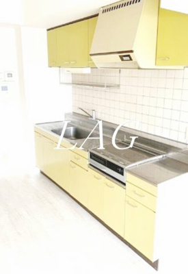 【キッチン】 | モンテフレンテ | キッチンです。