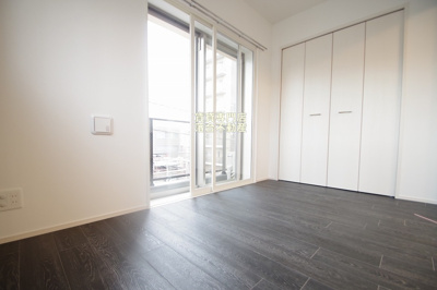 【洋室】 | シャトーライフサガミハラⅤ | 落ち着いた色調の洋室