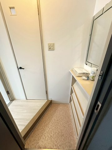 アビタシオンの玄関