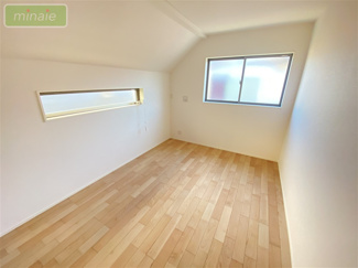 【洋室】 | パントリー　リビング階段　船橋市習志野台5　全3棟　A号棟 | 施工例