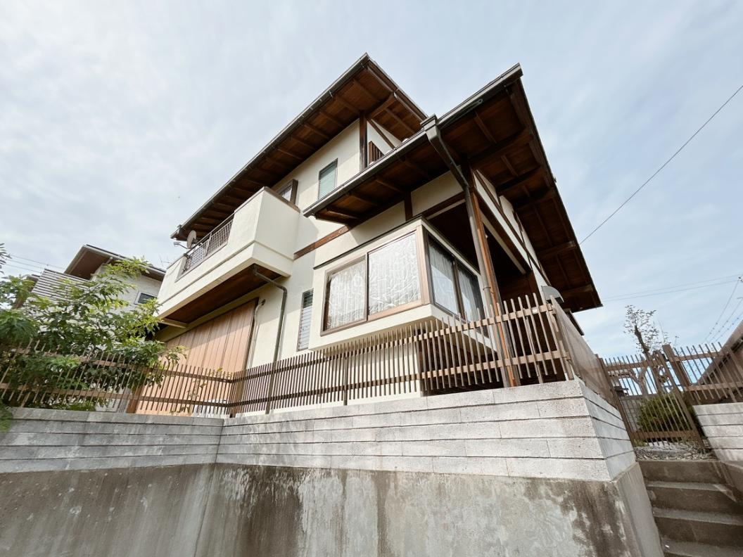 ひたちなか市大字馬渡　中古戸建の外観|小中学校が近く、お子様の通学も安心♪