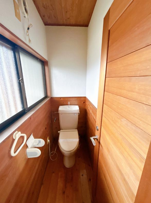 ひたちなか市大字馬渡　中古戸建のトイレ