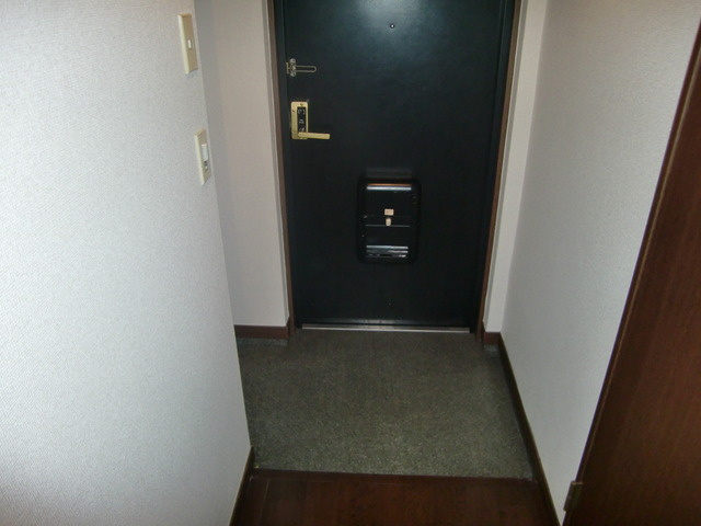 ドール魚崎の玄関