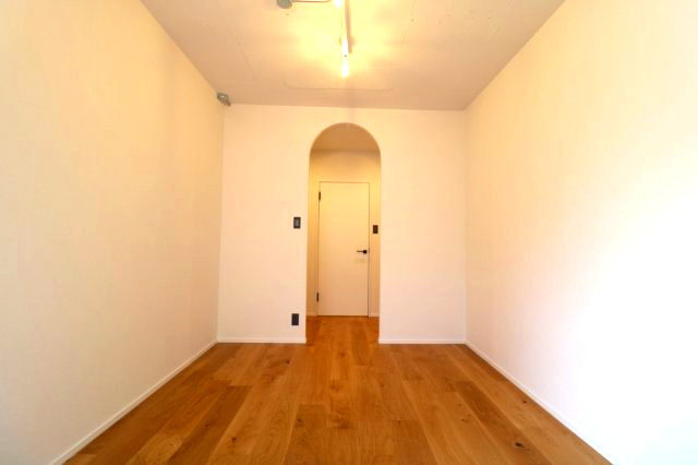 リノベーション済　ナイスステージ葉山1階の洋室