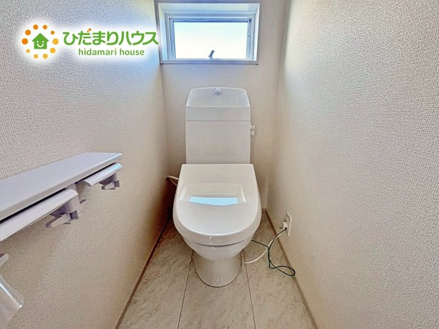 【トイレ】 | ひたちなか市稲田10期　新築戸建　6号棟 | 1・2階にトイレあるため、同時に利用でき混雑を避けられますね