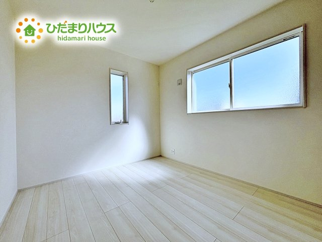 【洋室】 | ひたちなか市稲田10期　新築戸建　6号棟 | 日当たりの良い2階洋室はお昼寝も心地よさそうですね(*´ω`*)