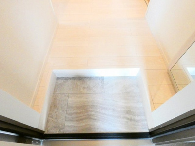 【玄関】 | プルミエール角割町